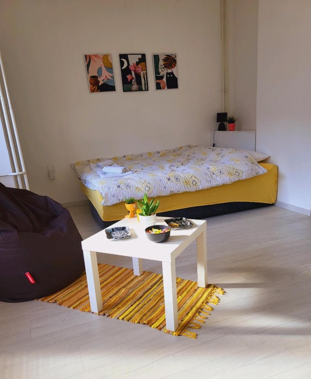 City Center White Apartment! Skopie Exterior foto
